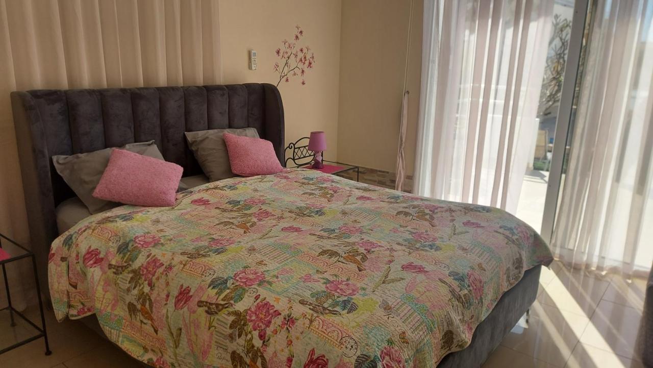 Nissi 3 Pool Access Garden Apartment Ajía Nápa Kültér fotó